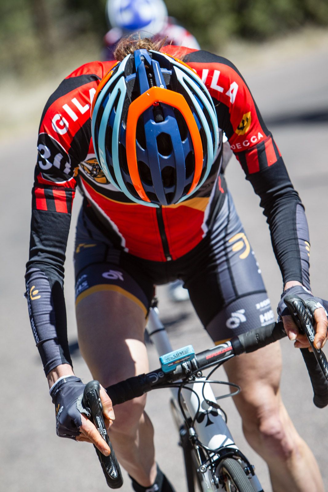 Mara Abbott (Amy D Foundation) puts her head down on the climb