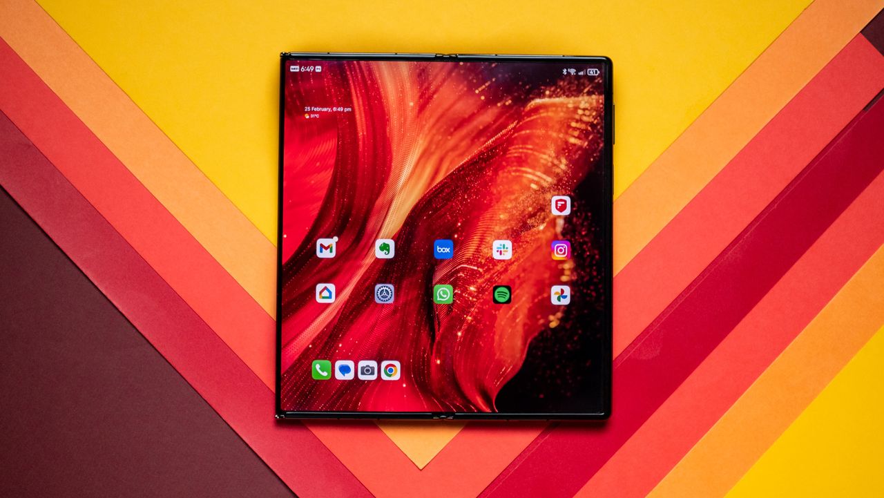 Huawei Mate XT Ultimate Design hands-on