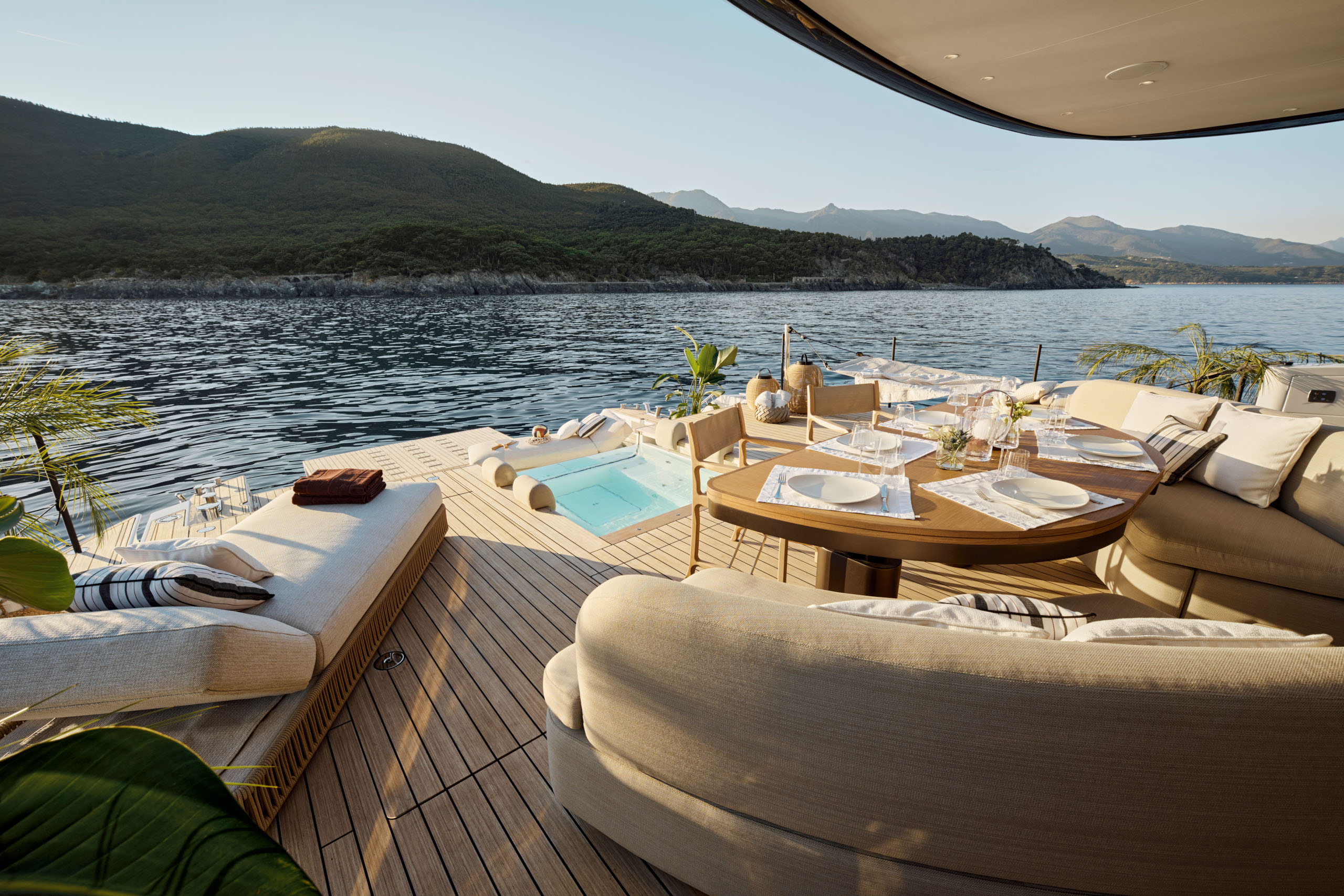 Aboard the rear deck of Seadeck 9