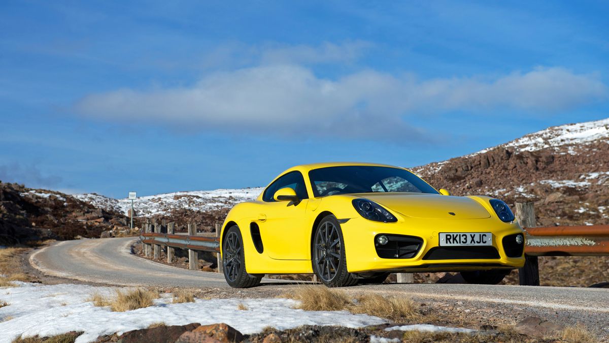 Porsche Cayman perfect fusion of analogue and digital driving? Page 2