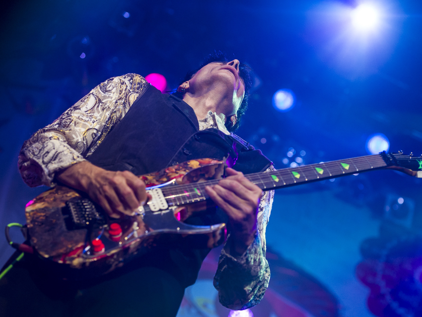 Steve Vai