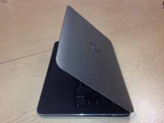 The dell xps 13 marks dell's first foray into the ultrabook category.