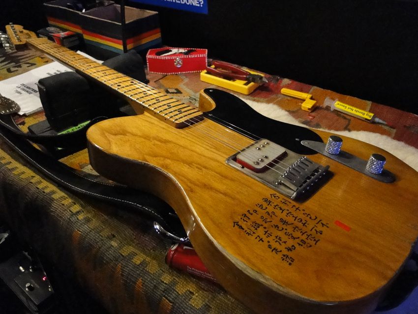 A John Bolin-built T-style guitar with Chinese lettering