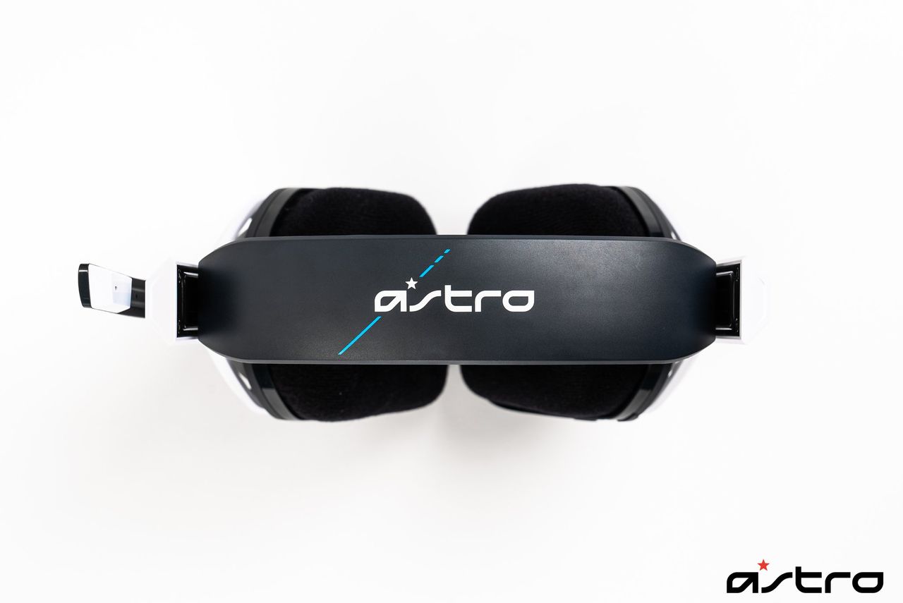 Astro A20