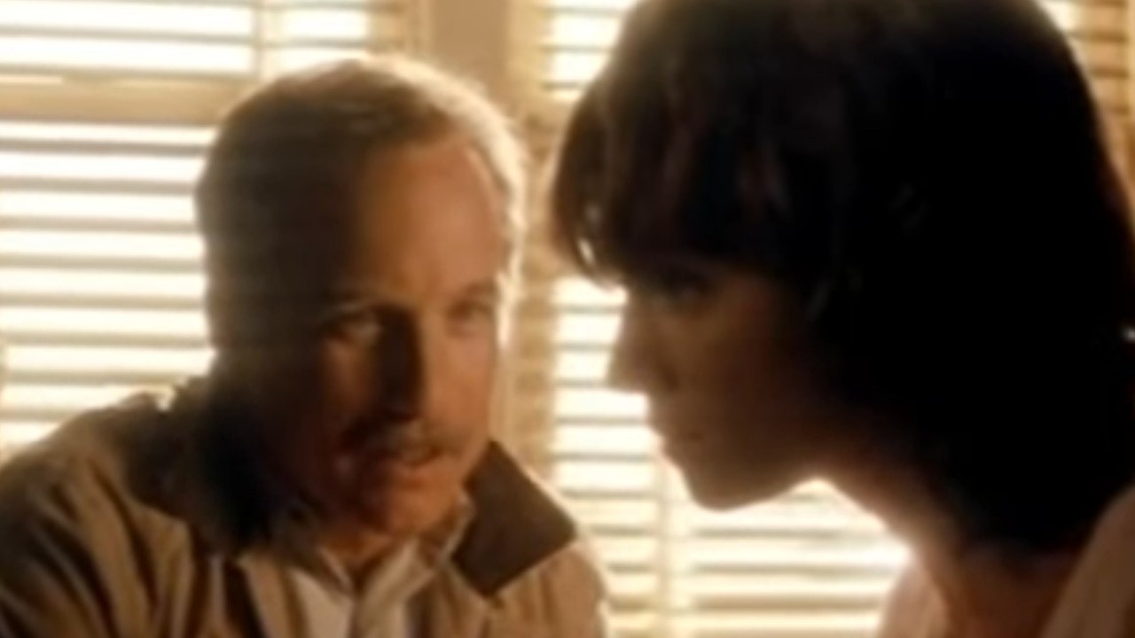 Richard Dreyfuss confessing his love in Always