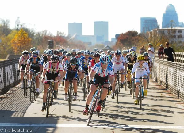 Katie Compton (Trek Cyclocross Collective) takes the hole-shot on River Street