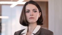 Ella Hunt looking stressed in Not Suitable For Work.