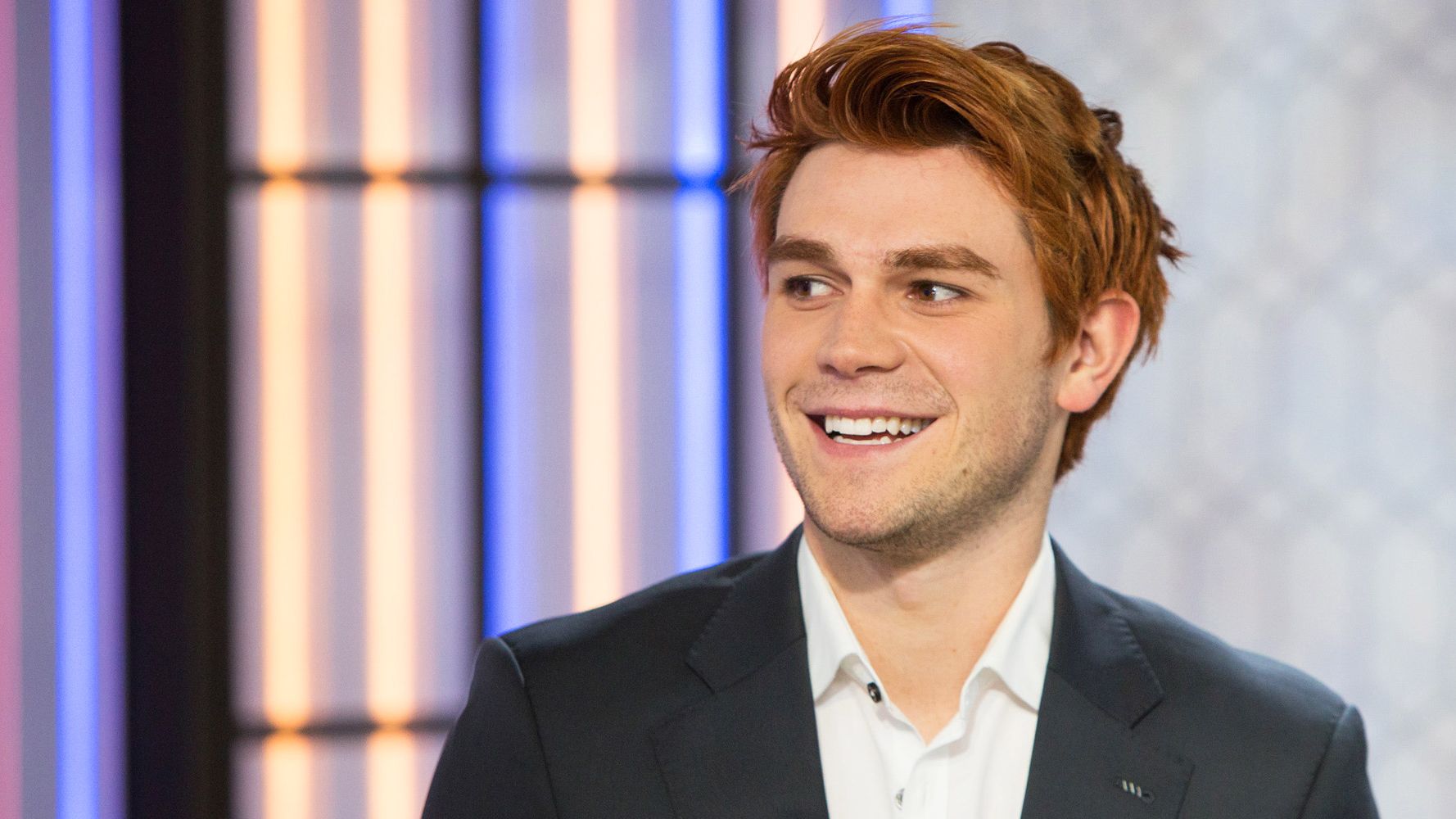 Riverdale's KJ Apa Just Dyed His Hair Black - Archie Actor KJ Apa ...