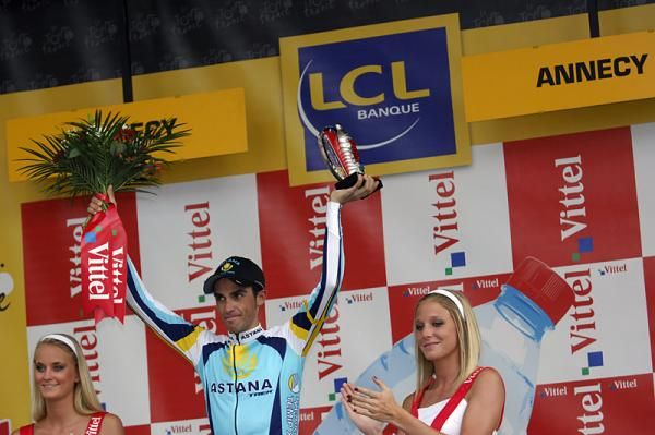 Alberto Contador (Astana) on the podium for his time trial victory in Annecy.