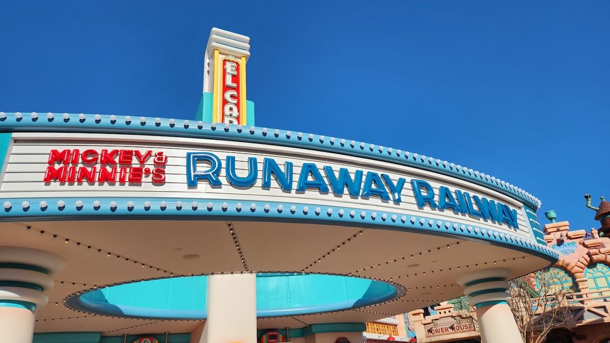 How Disneyland's Opening Day Of Mickey's Runaway Railway Still Kept The Attraction Hidden
