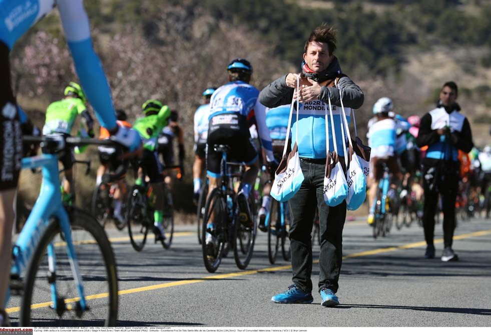 The peloton tackle stage 4 of the Volta a la Comunitat Valenciana