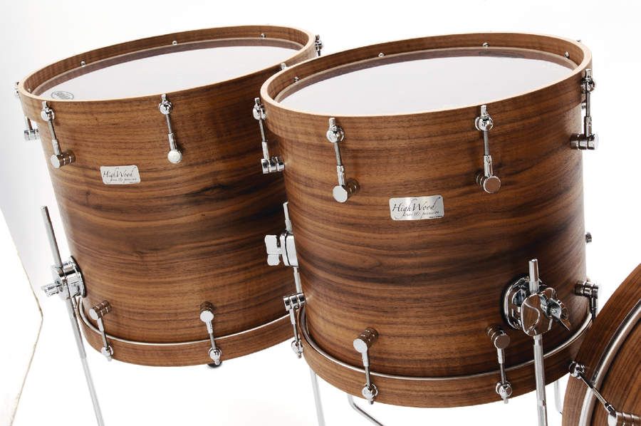 Fitted with a 12"x10" mounted tom and 14"x12" and 16"x14" floor toms.