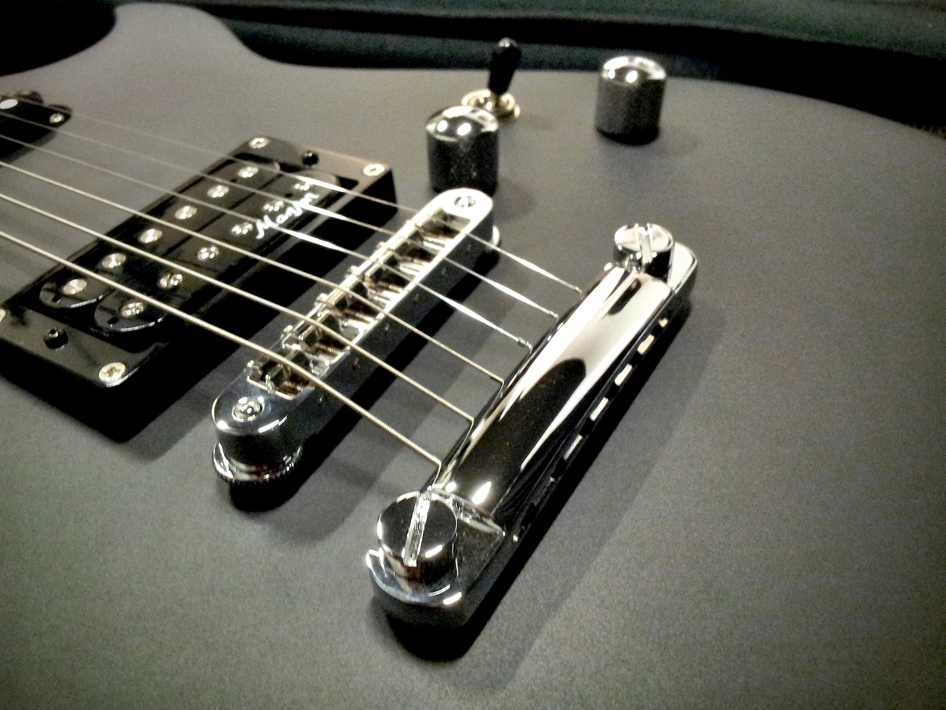Cort Manson MBC-1 Matthew Bellamy Signature