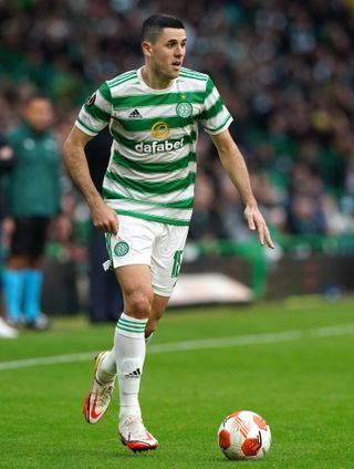 Tom Rogic with the ball at his feet