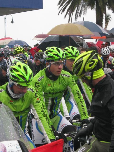 Cannondale riders ready to go