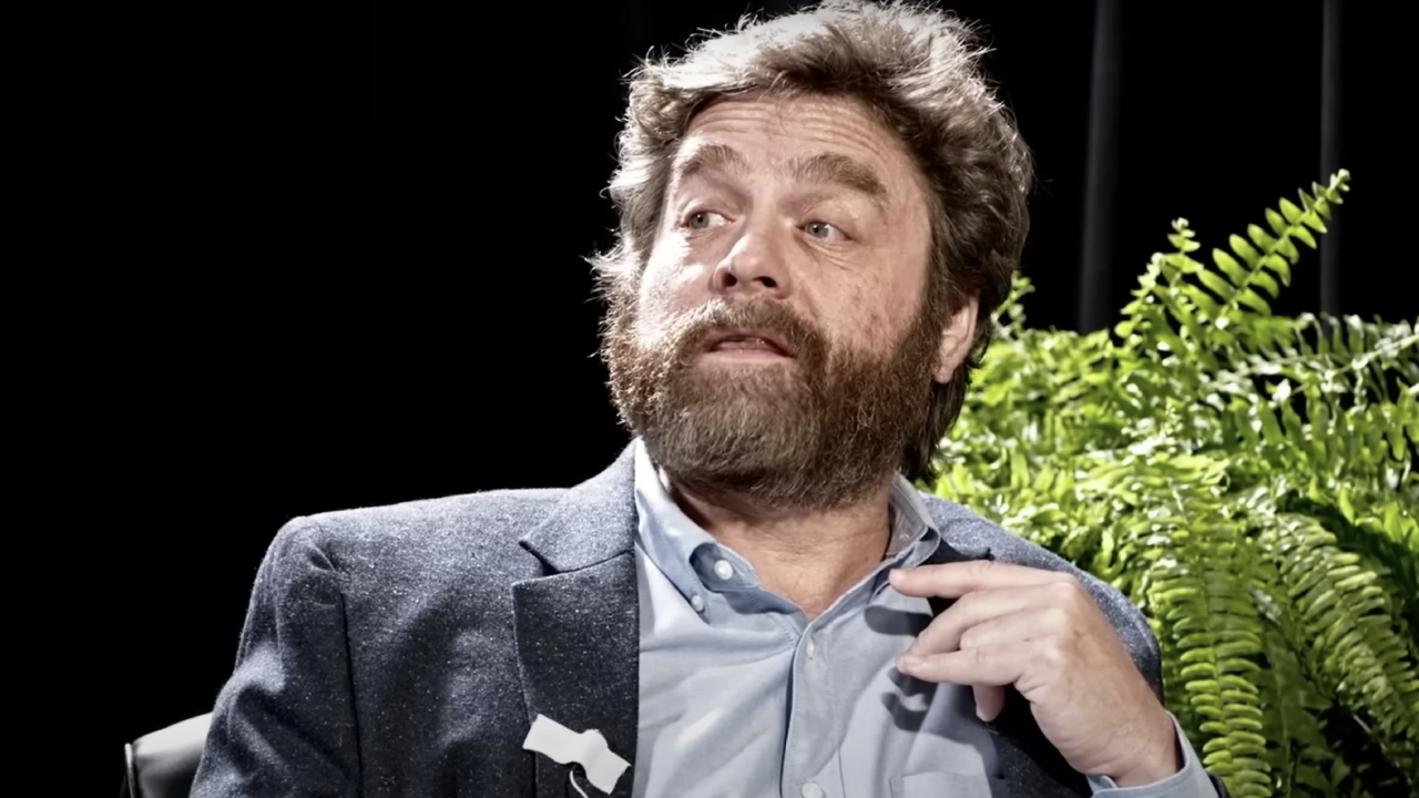 Zach Galifianakis in Between Two Ferns: The Movie