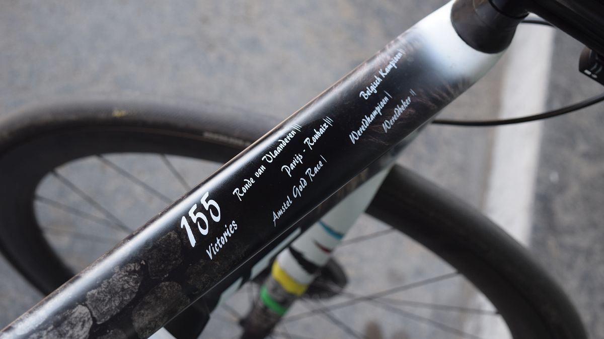 Museeuw's biggest victories are 'chalked' onto his top tube