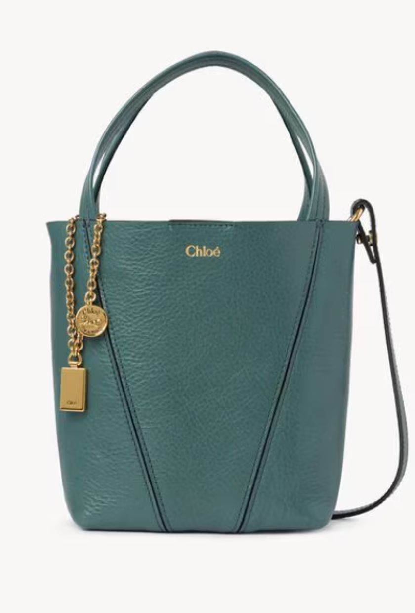 Chlo&amp;eacute;, Spin Tote Bag