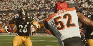 A play unfolds in Madden.