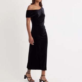 Nobody's Child Black Velvet Off Shoulder Skylar Midi Dress