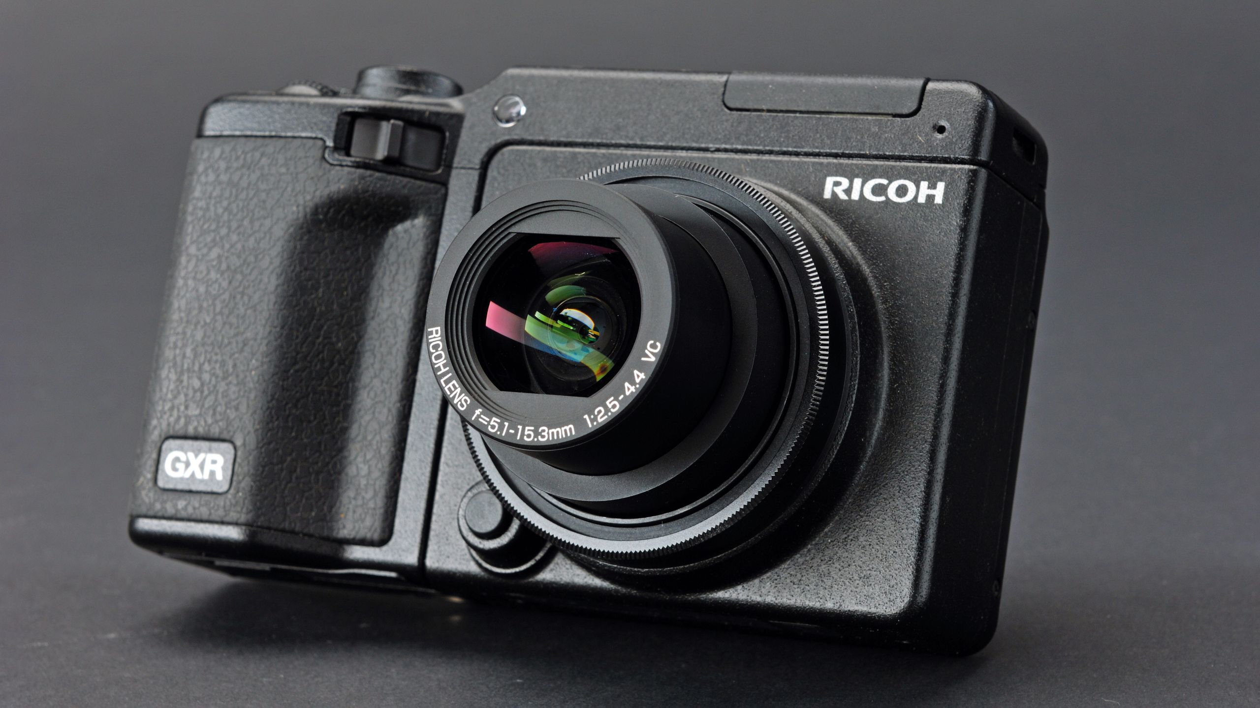 Ricoh GXR – the whacky mirrorless camera with its