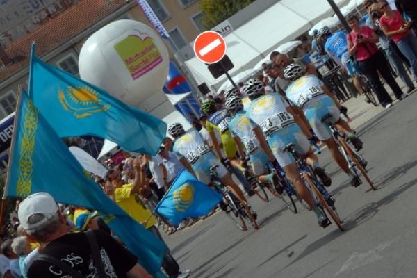 The Kazakh crew made its presence known in Bourg-en-Bresse.