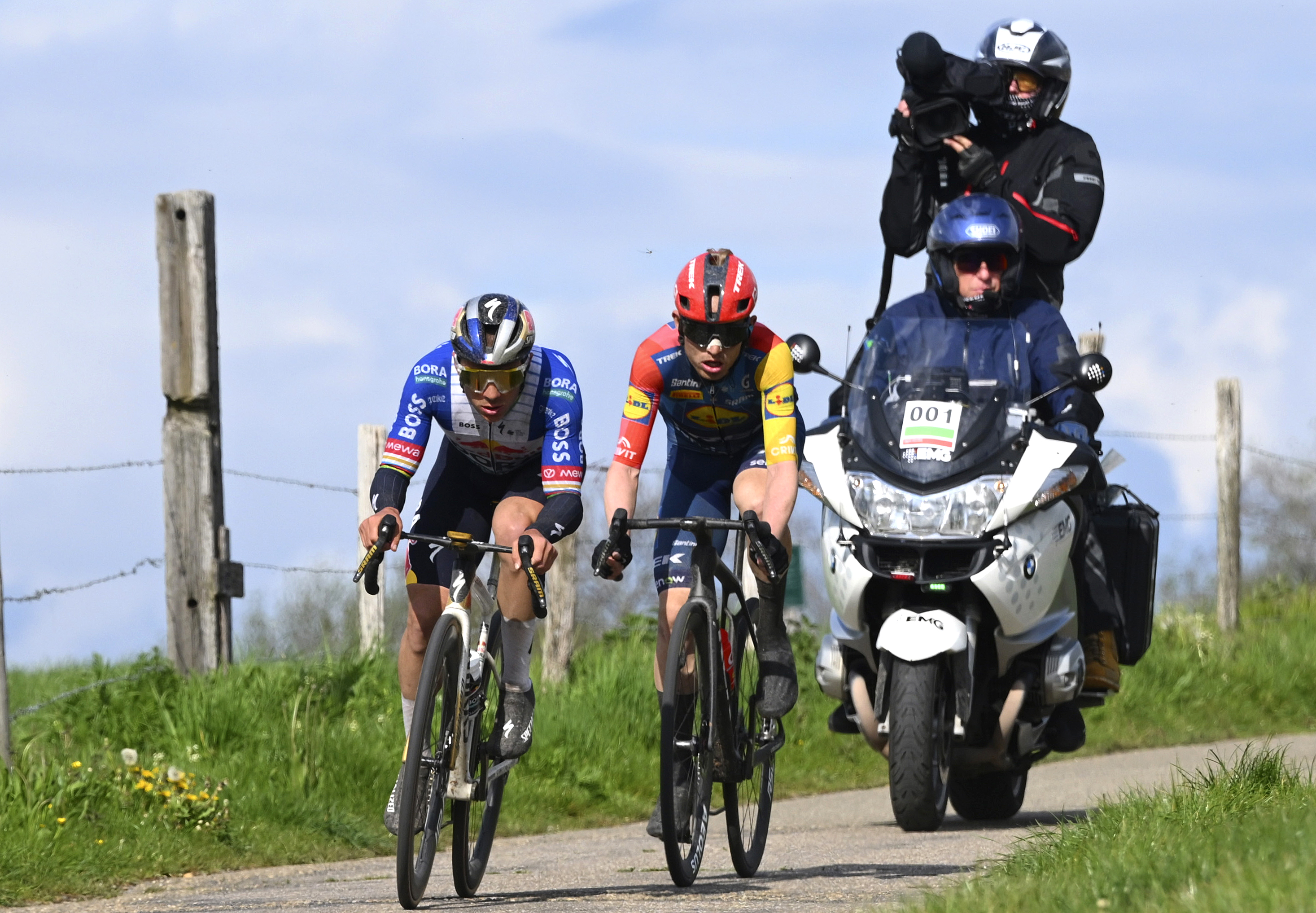 VALKENBURG, THE NETHERLANDS - APRIL 19 :  during the 60th edition of Amstel Gold Race an UCI World Tour 1.UWT one day cycling road race for Men Elite of 220 km with start in Maastricht and finish in Valkenburg on April 19, 2026 in Valkenburg, The Netherlands, 19/04/2026 ( Motordriver Kenny Verfaillie - Photo by Vincent Kalut / Photonews