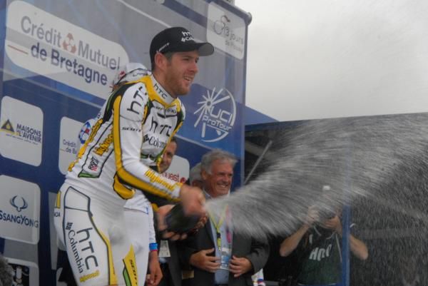 Matthew Goss (HTC-Columbia) celebrates on the podium