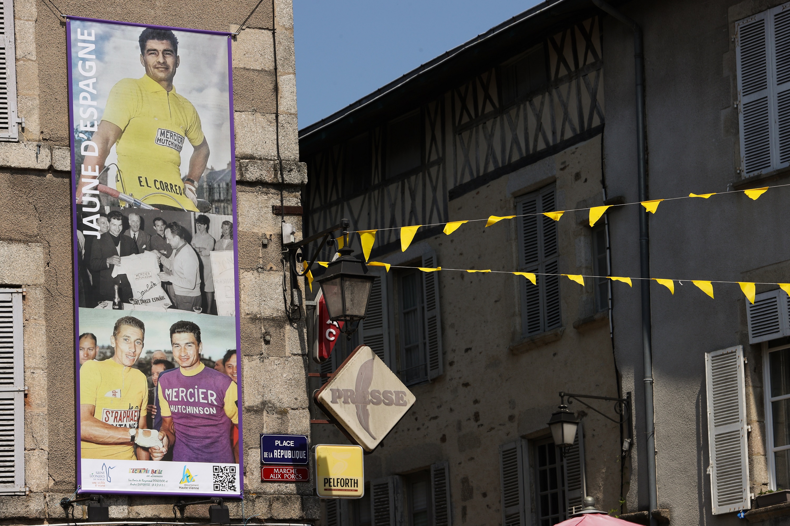 Tributes to Raymond Poulidor in his home town of Saint-Léonard-de-Noblat at Tour de France 2023