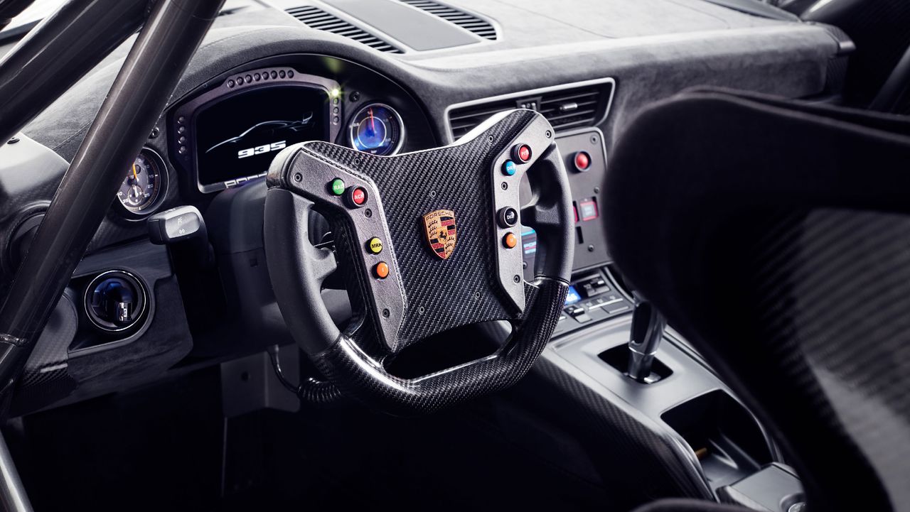 Porsche 935