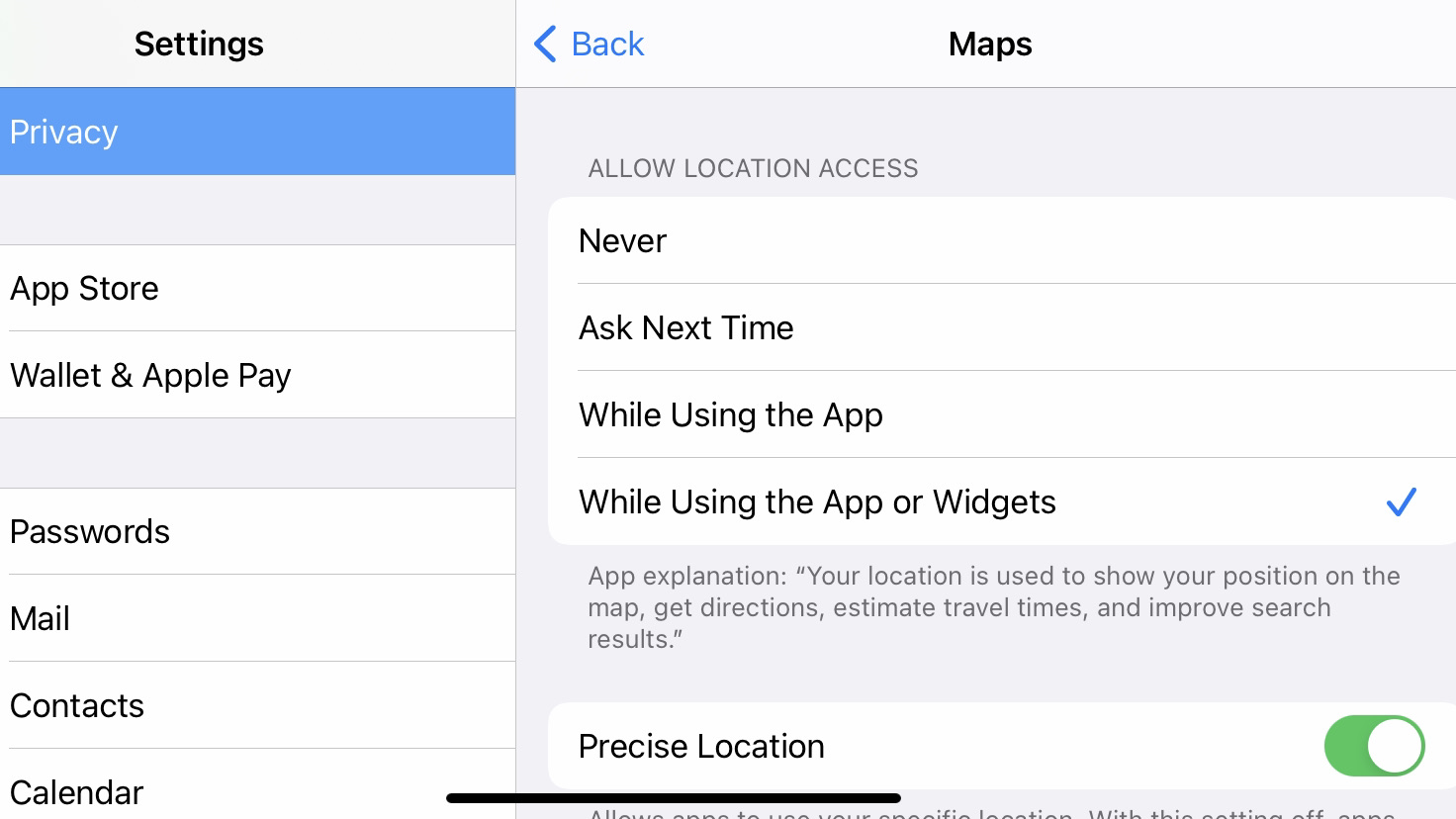 Menu yang menampilkan kapan aplikasi iOS dapat melacak lokasi Anda.