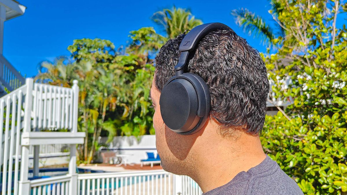 Sony WH-1000XM5 wireless headphones review: outstanding sonics and