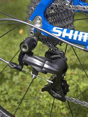 Rear shifting feels virtually identical to that of 7800.