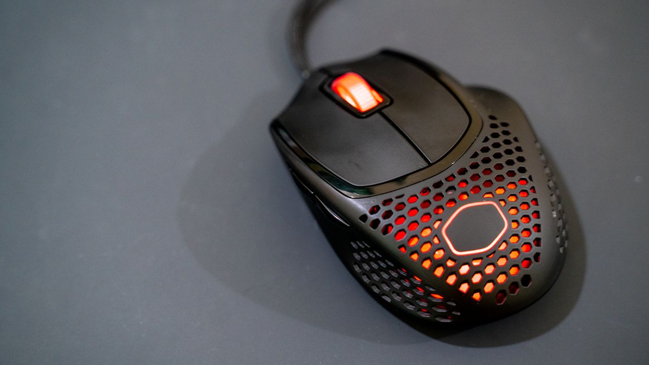 Cooler Master MM720