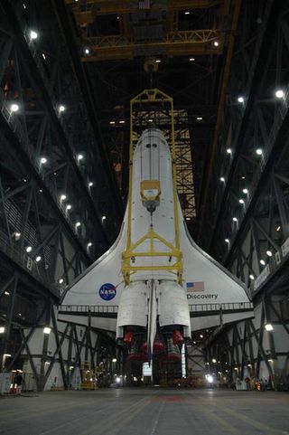 Shuttle Discovery, Cargo Prepared for December Spaceflight