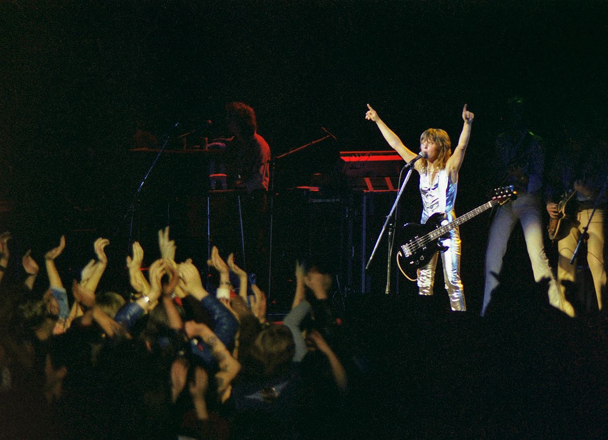 Suzi Quatro on stage