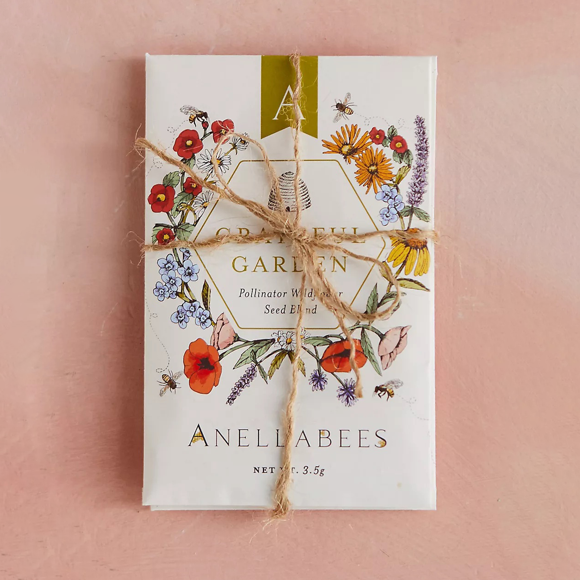 Sebungkus biji bunga liar yang dijalin dgn tali untuk penyerbuk