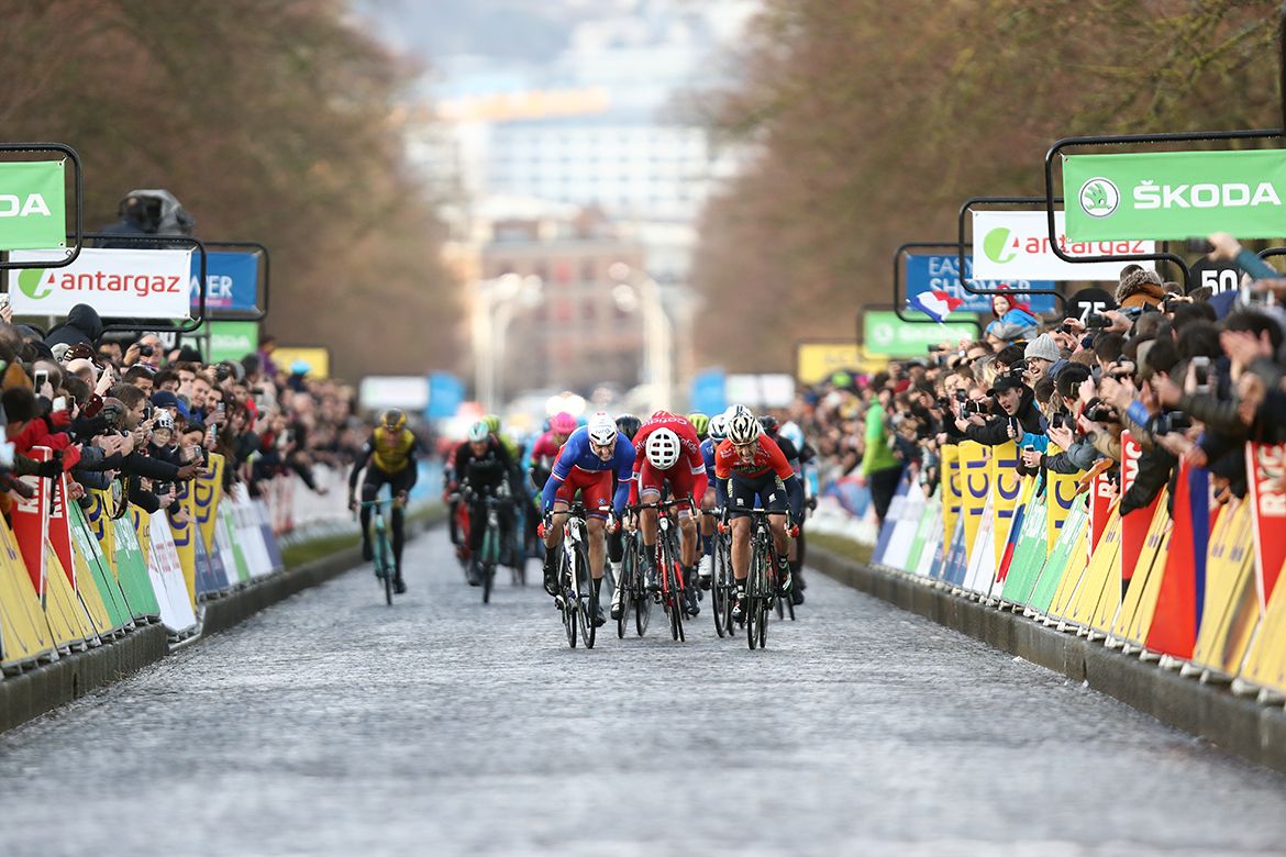 The Paris-Nice opening stage sprint was one to remember