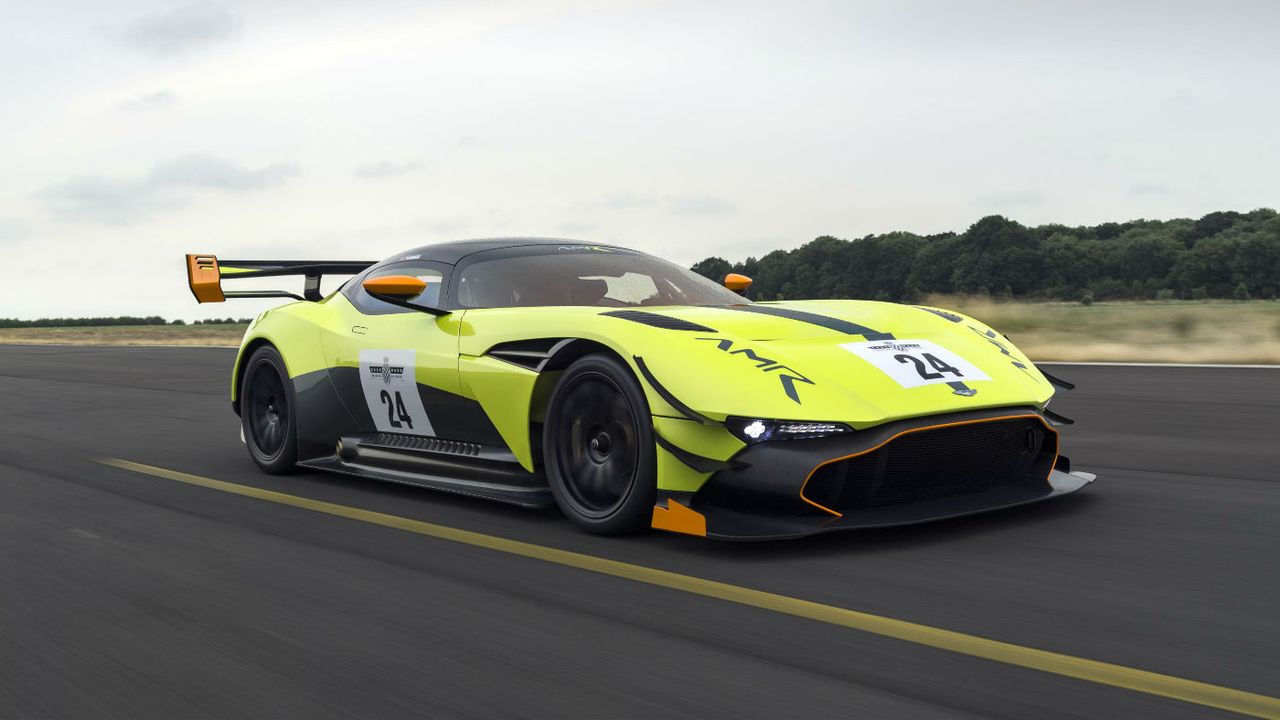 Aston Martin Vulcan AMR Pro