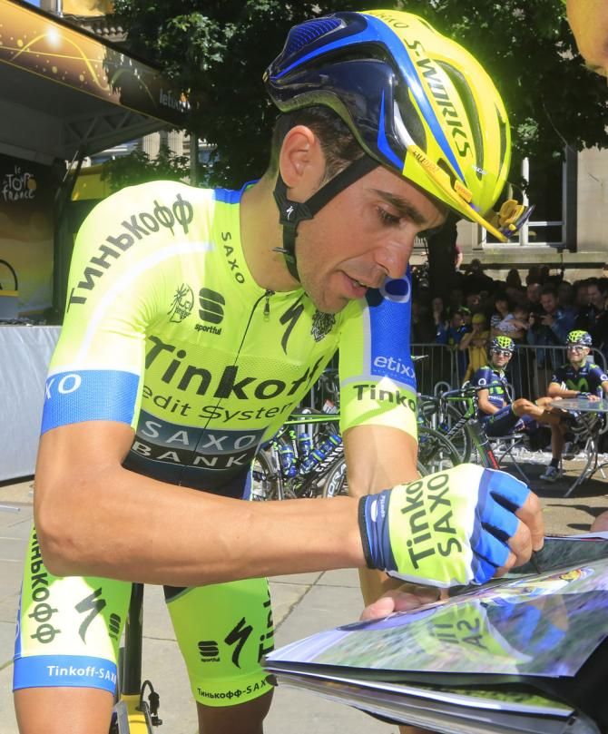 Alberto Contador signs on