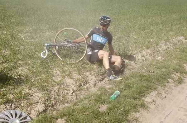 Kurt Alse-Arvesen (Sky) at least had a soft landing on this spill.