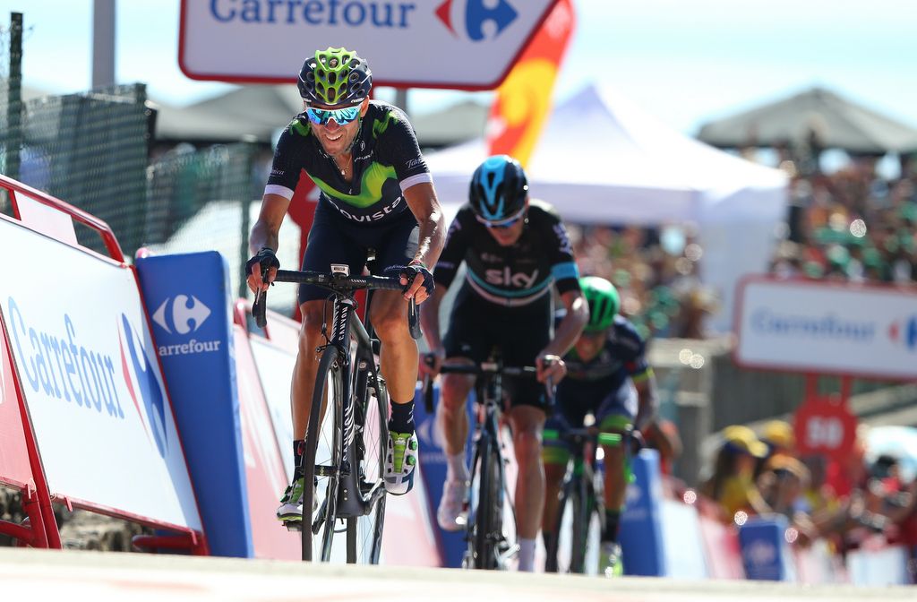 Alejandro Valverde (Movistar) leads home the GC contenders