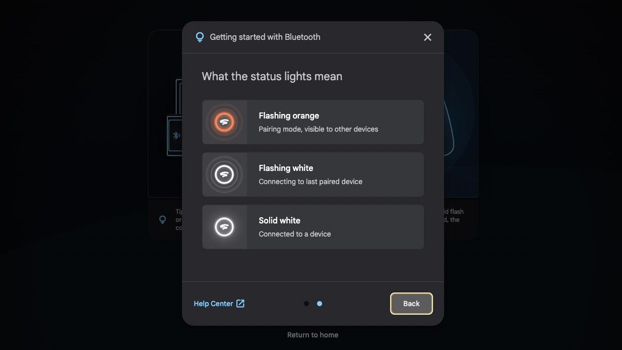 Os três status do Stadia Controller: laranja piscando significa modo de emparelhamento, branco piscando significa conectando ao último dispositivo emparelhado, branco sólido significa conectado.