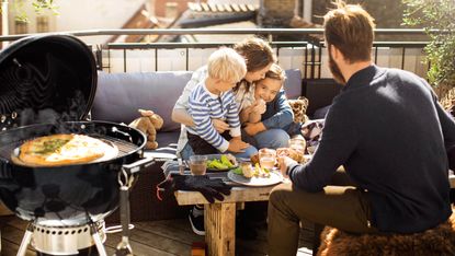 How to clean a bbq