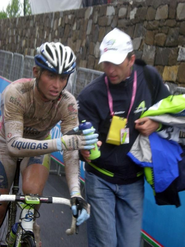 Valerio Agnoli (Liquigas-Doimo) lost his hold on the white jersey today.