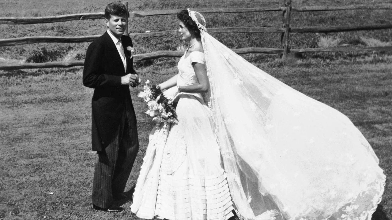 vintage wedding dress