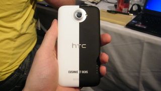 HTC One by Cushnie Et Ochs