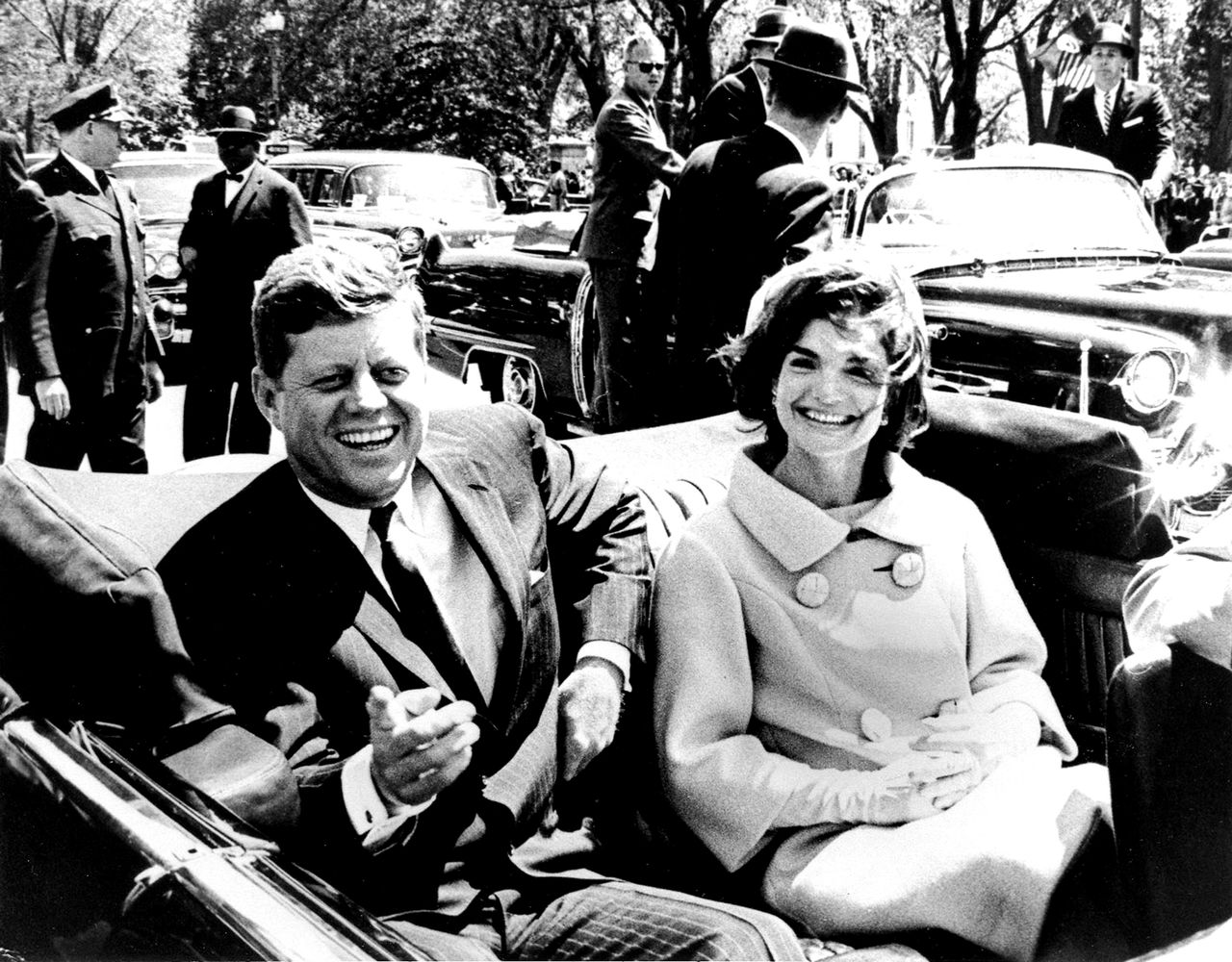 JFK and Jackie Kennedy 