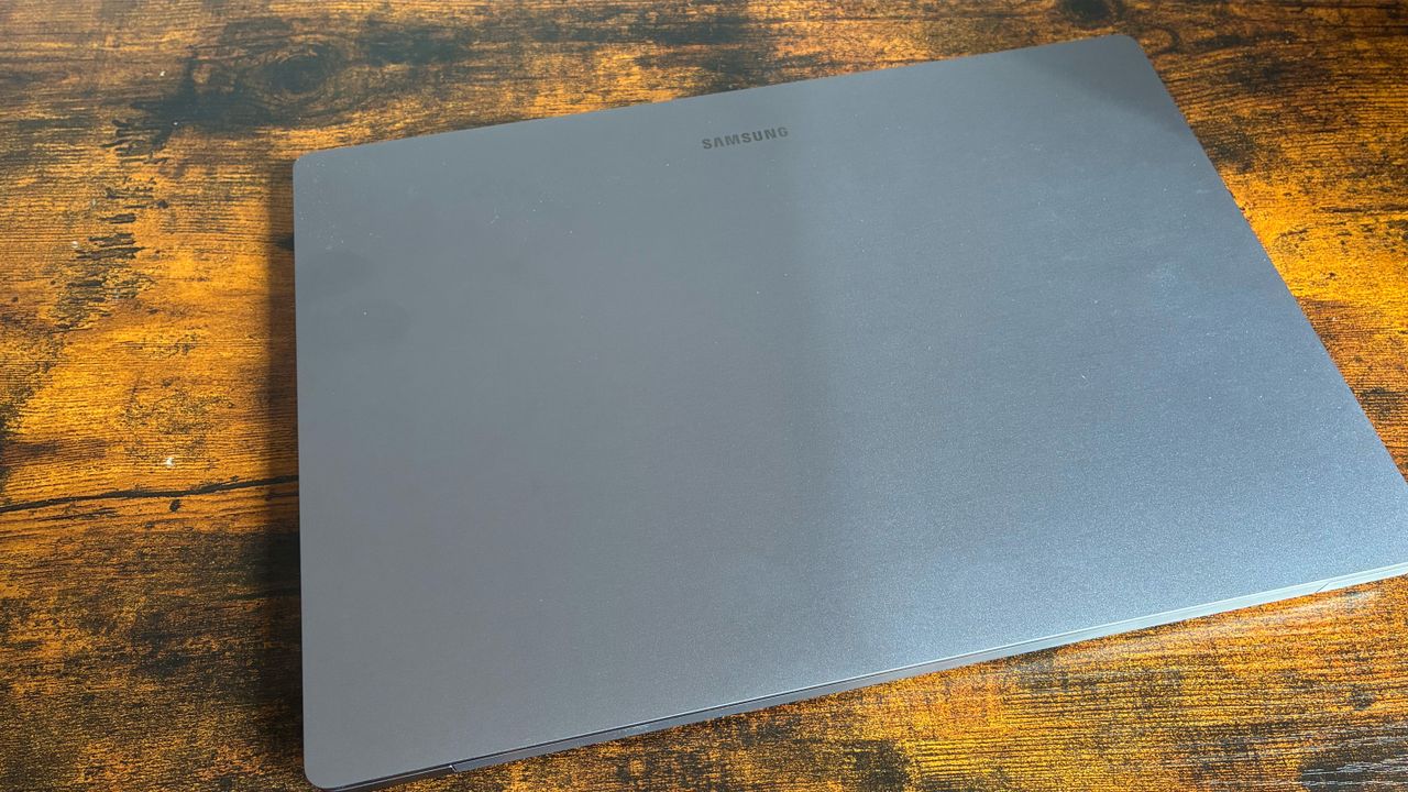 The Samsung Galaxy Book6 on a desk