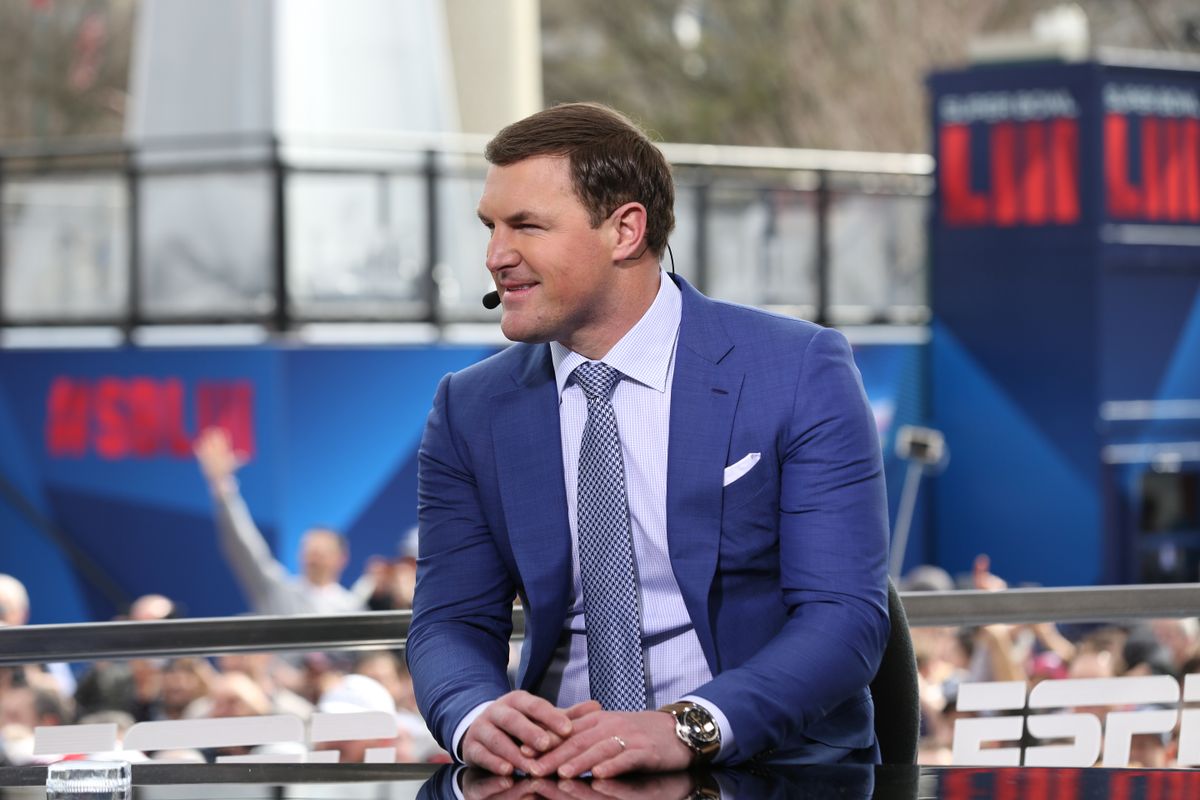 Witten Drops ESPN Mic to Return to NFL Cowboys | Next TV